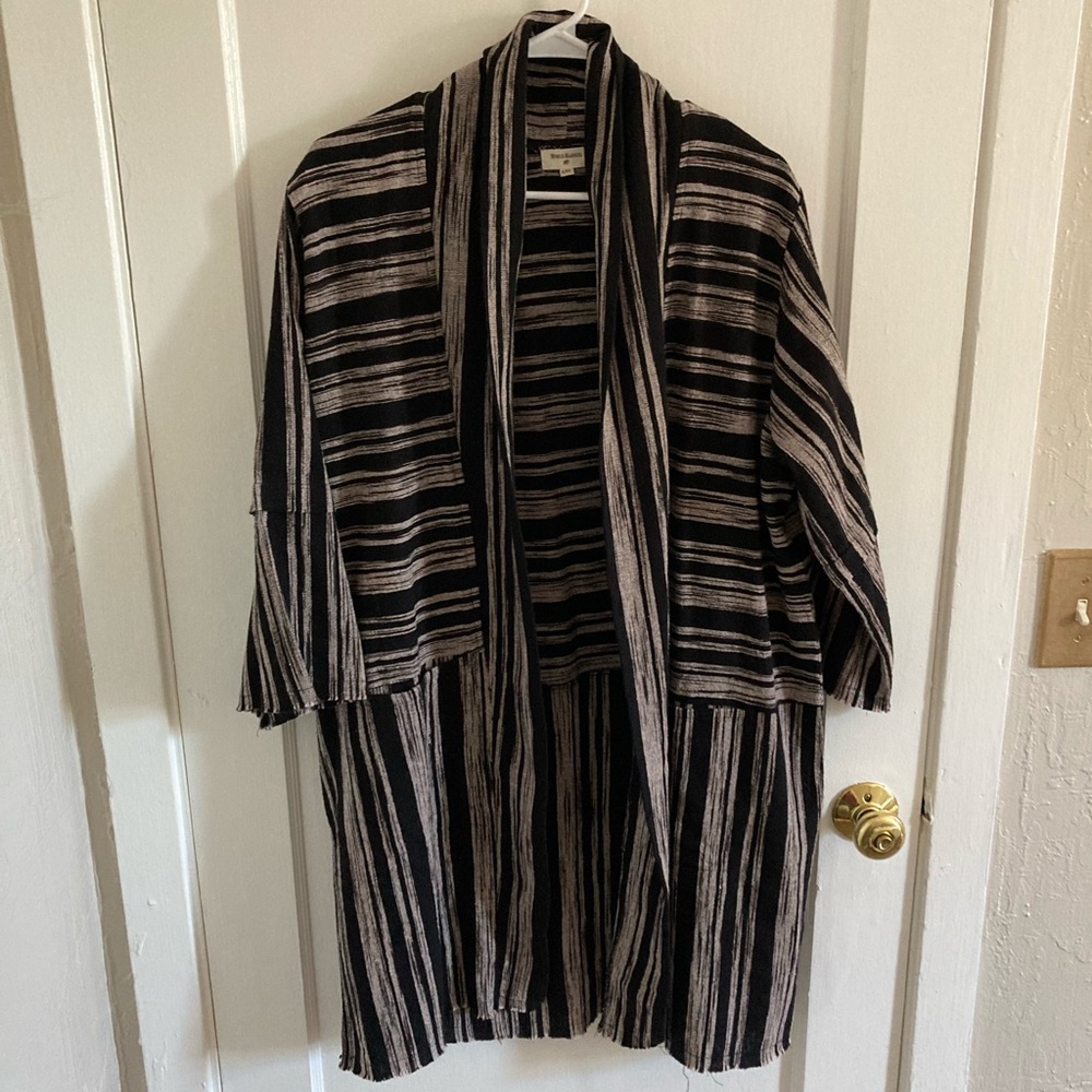 Purchased from World Market. oversized fit. Cropped sleeves. Bohemian vibes.